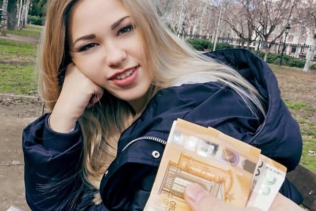 Blonde Nerd Teen Fuck On Public For Money 18