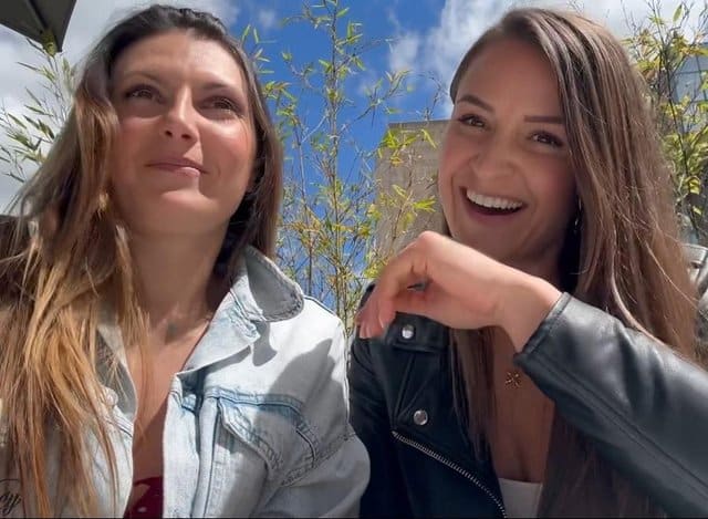 Girls Give Blowjobs To Strangers On The Street For Donations 16