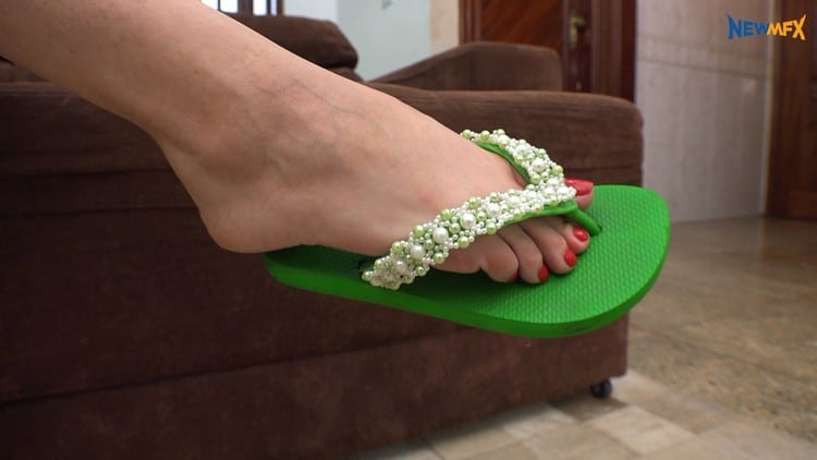 Taamy's Green Flipflop 2