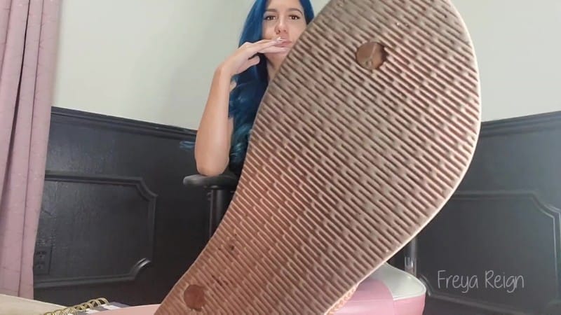 Freya Reign - No Bare Feet For New Foot Slaves 2