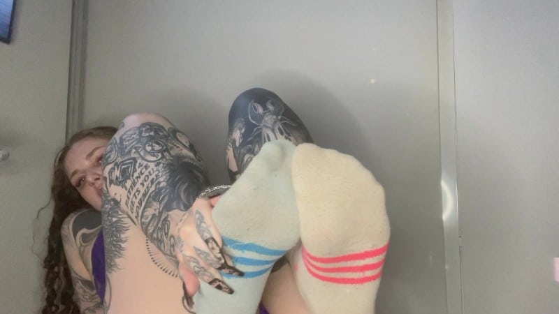 Blazed Brat - Worship My Socked Feet Joi - ManyVids 2