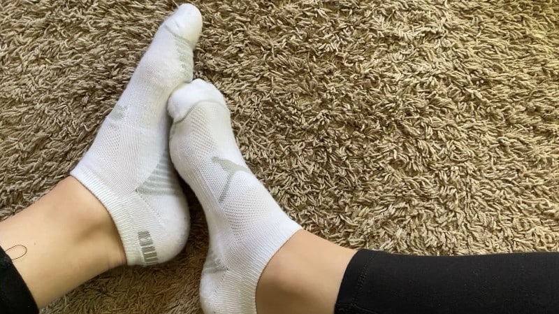 Ivys Feet - Socks Fetish Carpet Asmr Athletic Socks - ManyVids 2