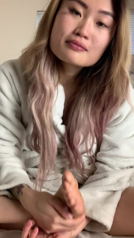 LOLATESSA - You And I Suck My Toes Together - ManyVids 3