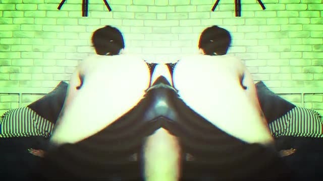 Goddess Misha Goldy 25 frame daze mind fuck Full bottle and your credit card 2