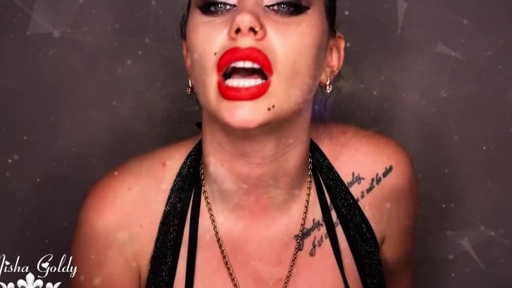 Goddess Misha Goldy Allowing You to Worship My Lips and Wank 12