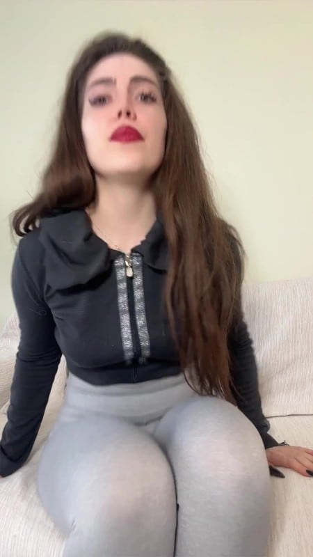 findomkaterina - Sniff my sweaty feet and ass after the gym 2