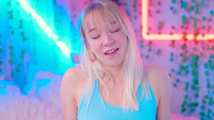 Requested: [ManyVids] Your Son's Gf Needs To Cheat With You - Jolie Lyon 4