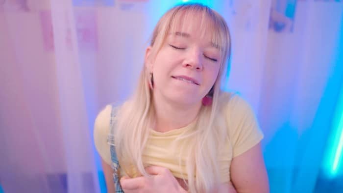 Requested: [ManyVids] Your Son's Gf Needs To Cheat With You - Jolie Lyon 16