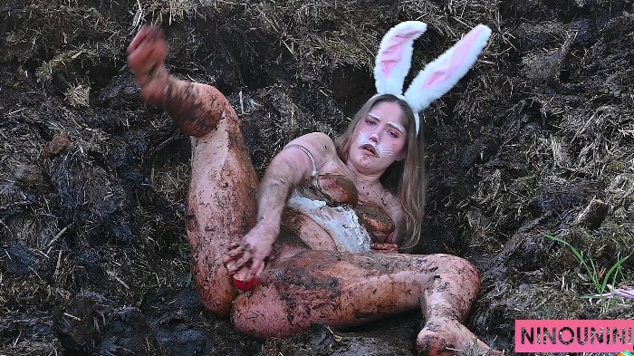 Ninounini - Eating Manure + My Shit + Dog Shit For Easter [2160p] 4