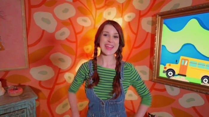 [ManyVids] "learning With Olive" & "dad Makes Me Stand In The Corner" - Olivewood 2 Pack 5