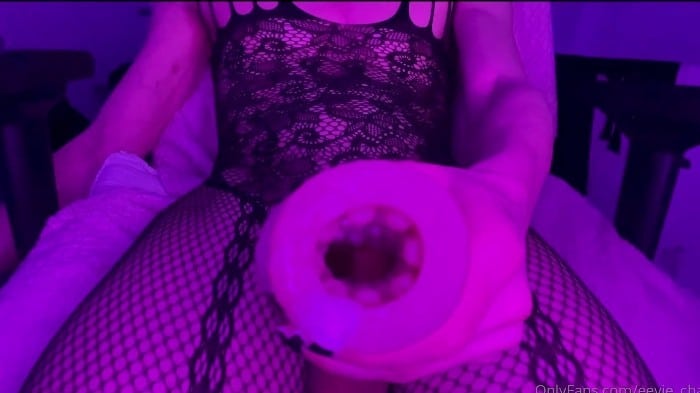 [Onlyfans] Evie (@eevie Chan) 2