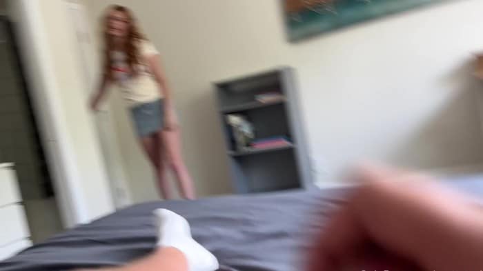 [OnlyFans] Elly Clutch - Horny Redhead Babysitter Makes You Cum Twice 25