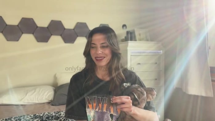 Onlyfans.Com - Braces-Wearing Cum Lover Zoe Wilde (@zoewildevip) (hevc/x265 Re-Encode) 5