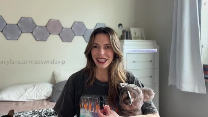 Onlyfans.Com - Braces-Wearing Cum Lover Zoe Wilde (@zoewildevip) (hevc/x265 Re-Encode) 1