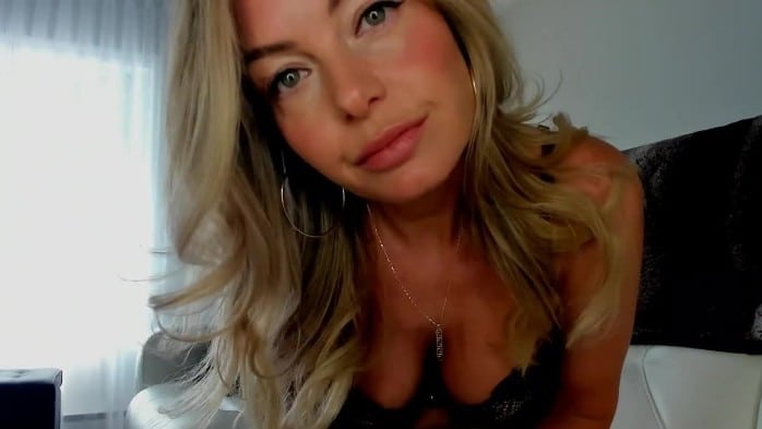 Step Mom Joi 4