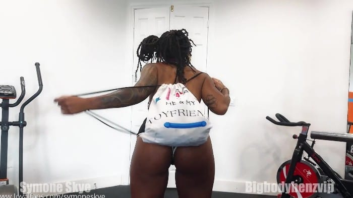 [Fansly] Symoneskye - Strap Train Gym Session Ft Spoiledprincessxx [1080p] 1