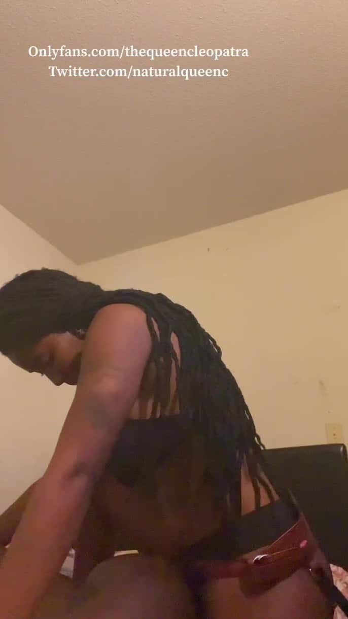 [OnlyFans] Thequeencleopatra - Worked His Ass Out From Start To Finish [1280p] 4