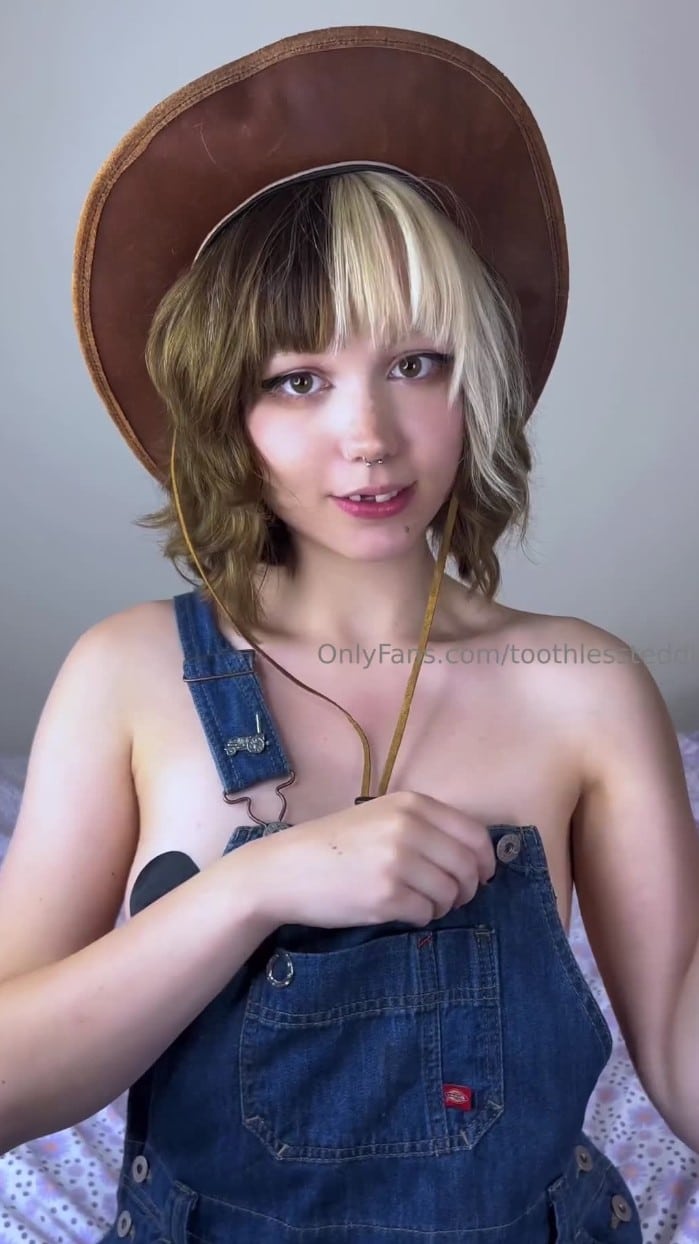 [OnlyFans] Teddie - 204 Pics - 15 Vids - @toothlessteddie - 2022-06-08-2024-12-08 {camwhorders} 2
