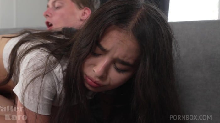 18yo Babe Eveline First Time Anal [1080p] 4