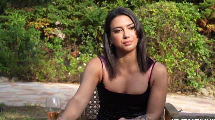 [jacquieetmichelelite.Com] The Queen's Crazy Day (lena Coxx, The Queen, Juan Demesa, Francis X) - 2160p, 4k {2024-06-03} 7