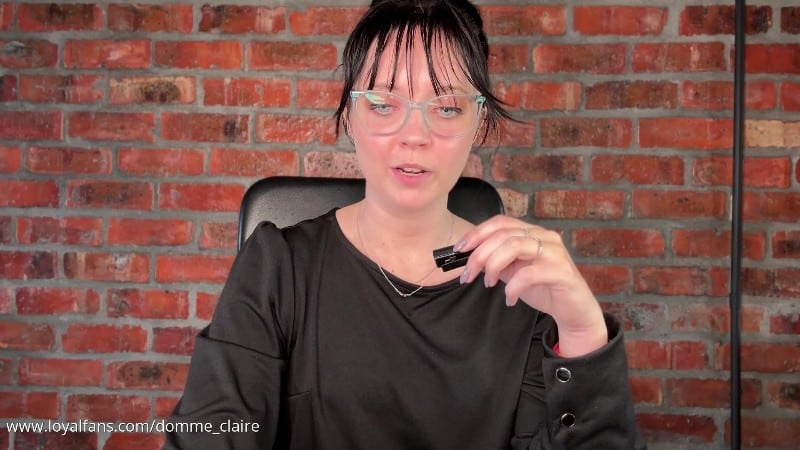 Domme Claire - This Little Piggy Goes To Market 21