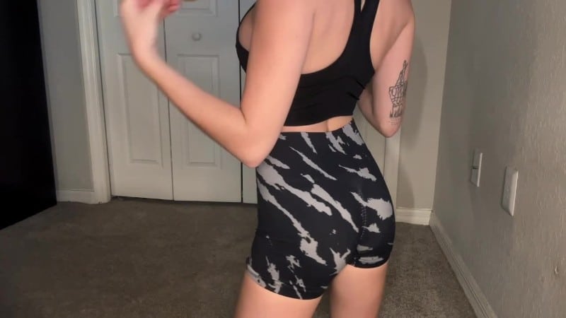 GoddessKate's - Sweaty Gym Brat Worship 4
