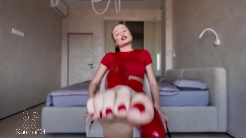 Kate Offcl - Hard Humiliation and Face Sitting 3