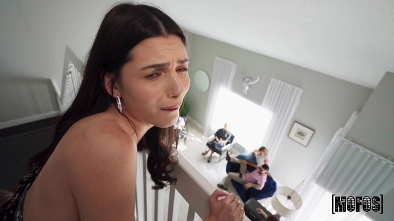 [LetsPostIt | Mofos] 25 06 16 Sophie Tyler Fun At Sunday Dinner FullHD 5
