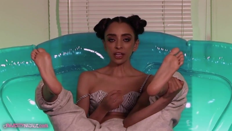 Majesty Natalie - Red Light Green Light Feet JOI 5
