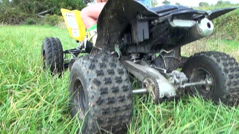 MeetMadden 18 09 26 Riding The ATV FullHD 5