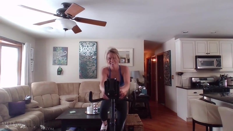 MeetMadden 22 10 05 Work It FullHD 2