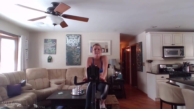 MeetMadden 22 10 05 Work It FullHD 3