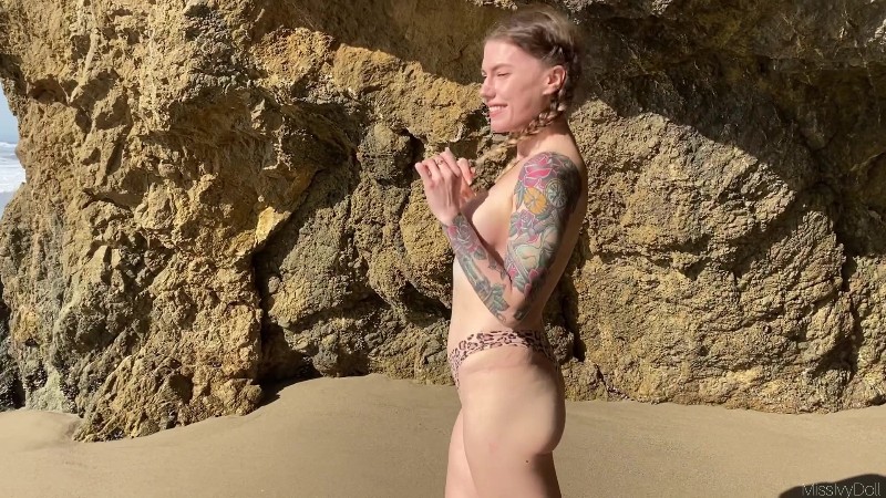 MissIvyDoll - Public Nude Beach 4