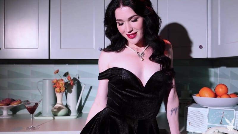 PlayboyPlus 25 06 06 Evelyn Claire Midnight Snack 4k 26