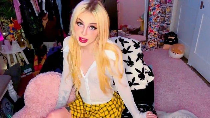 [OnlyFans] Cutiepii33quinn - Showing The Boss How Bad I Want The Job 7