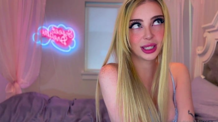 [OnlyFans] Cutiepii33quinn - Step-Daughters Friend Wants To Sleepover 2