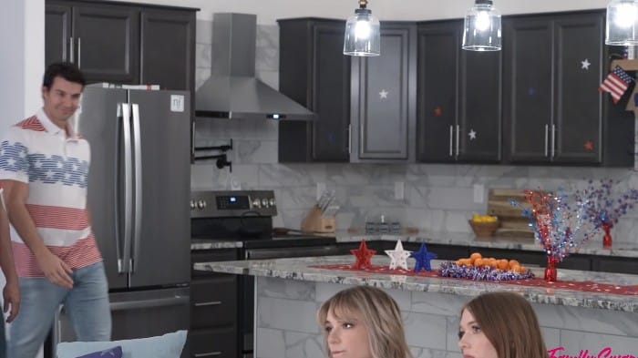 Family Swap - Myra Moans & Demi Hawks - Swap Daughter Fourth Of July - S10:e6 (june 28, 2025) [1080p] 6