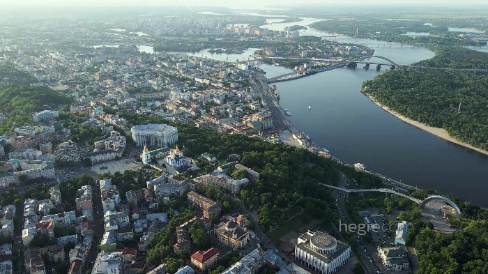 [Hegre] A Day In The Life Of Dariia M: A New Dawn, Kyiv, Ukraine 2025.06.03 [2160p] 3