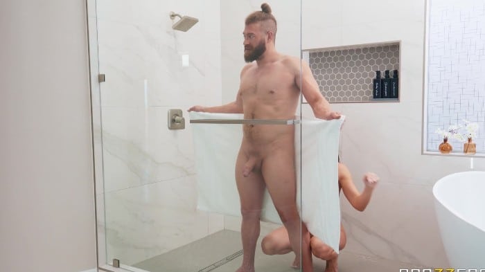 Brazzers - Ivy Ireland - Bubble Bath Booty (june 02, 2025) [1080p] 4