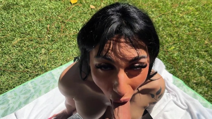 Max Fills - Oiling And Fucking My Hot New Tattoed Neighbor [2160p] 1