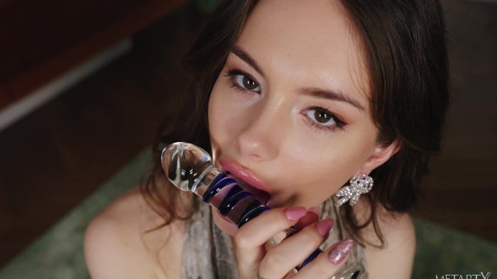 [MetArtX] Liz Ocean (purse Essentials 2) 2025.06.22 [2160p] 6