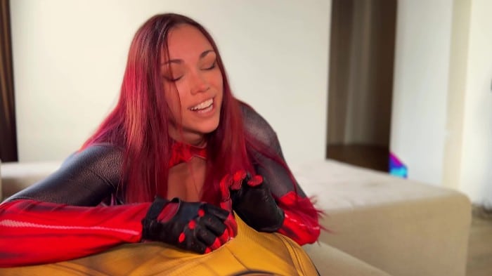 Octokuro - Lady Deadpool Get Her Holes Filled By Wolverine [2160p] 6