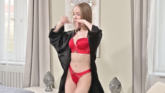 [Penthouse] Nata Ocean Sends A Naughty Invite (lonely Girlfriend Horny Teens) (25.06.16) [1080p] 2