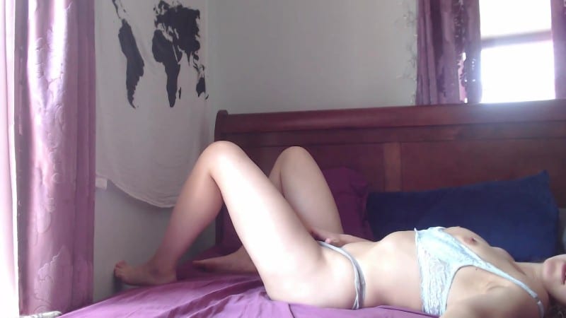 saradoesscience - Cumming on my Roommate's BF's Face 2