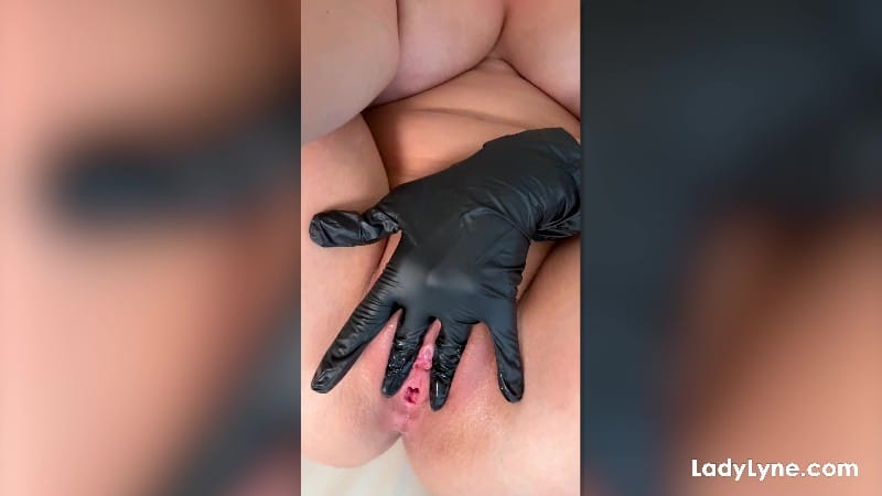 LadyLyne 25 07 23 Latex Gloves Fingering 4k/1080 4