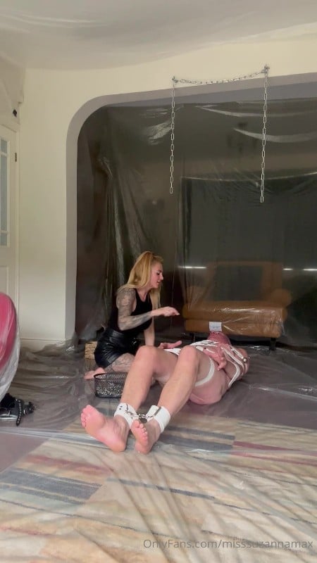 Miss Suzanna Maxwell - It Was Painful Putting Them On But Nothing Compared To 2