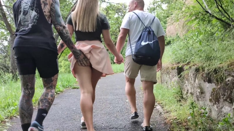 Nicole Nixon Naughty Stepdaughter Gets Naked In Public To Seduce Stepdad's Trainer 1