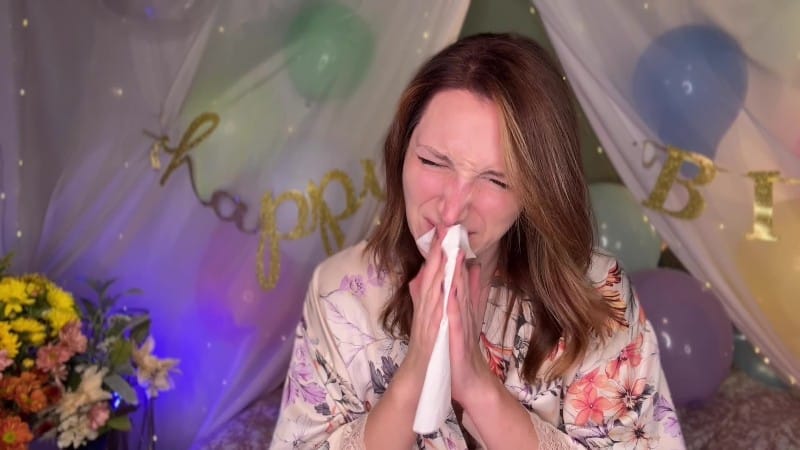 SneezeGoddess - Birthday Sneeze Fit 4