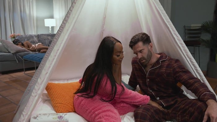 [AdultTime.Com] Lily Starfire - Daddys Girl Mama Mustnt Catch Us (2025) [2160p) 3