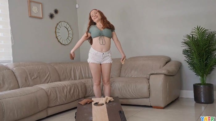 Bangyngr - Red Eviee - Watch Red Eviee's Big Naturals Swing While Getting Pounded - 2025.07.11 - 2160p 3